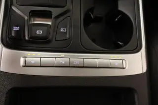 Kia Carnival 2025 LXS 4 puertas Minivan