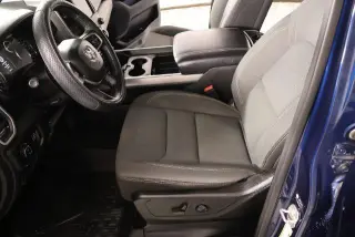Ram 1500 2023 4x2 Big Horn Cabina Crew de 4 puertas, caja de 5.6 pies