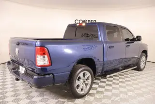 Ram 1500 2023 4x2 Big Horn Cabina Crew de 4 puertas, caja de 5.6 pies