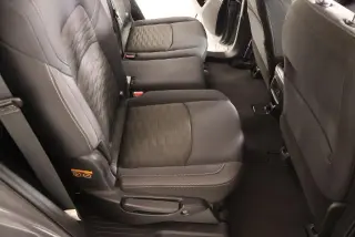 Nissan Pathfinder 2025 SV 4 puertas SUV