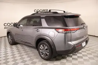 Nissan Pathfinder 2025 SV 4 puertas SUV