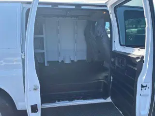Chevrolet Express 2019 2500 Furgoneta de Carga 3 Puertas