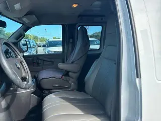 Chevrolet Express 2019 2500 Furgoneta de Carga 3 Puertas