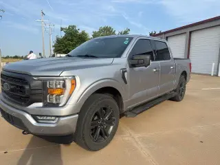 Ford F-150 2021 4x4 XLT 4 puertas SuperCrew 5.5 pies. SB