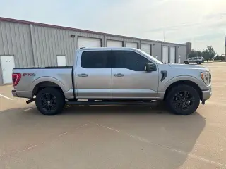 Ford F-150 2021 4x4 XLT 4 puertas SuperCrew 5.5 pies. SB