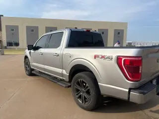 Ford F-150 2021 4x4 XLT 4 puertas SuperCrew 5.5 pies. SB