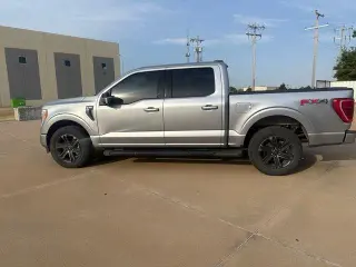 Ford F-150 2021 4x4 XLT 4 puertas SuperCrew 5.5 pies. SB