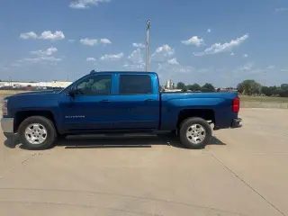 Chevrolet Silverado 1500 2017 4x2 LT 4ptas Cabina Crew 5.8 ft. Caja corta