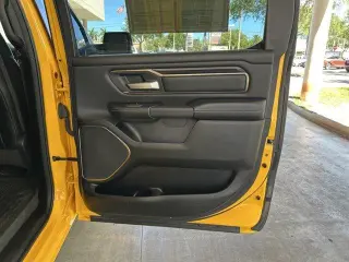 Ram 1500 2023 4x4 Rebel 4 puertas Cabina Crew 5.6 pies. Caja Pickup
