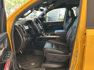 Ram 1500 2023 4x4 Rebel 4 puertas Cabina Crew 5.6 pies. Caja Pickup