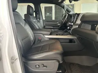 Ram 1500 2021 4x4 Rebel 4 puertas Cabina Crew 5.6 pies. Pickup SB