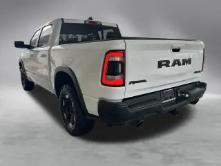 Ram 1500 2021 4x4 Rebel 4 puertas Cabina Crew 5.6 pies. Pickup SB