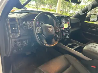 Ram 1500 2021 4x4 Rebel 4 puertas Cabina Crew 5.6 pies. Pickup SB