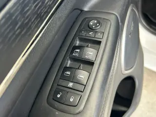 Jeep Grand Cherokee 2018 4x2 Overland 4 puertas SUV