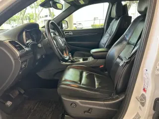Jeep Grand Cherokee 2018 4x2 Overland 4 puertas SUV