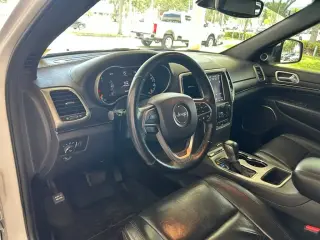 Jeep Grand Cherokee 2018 4x2 Overland 4 puertas SUV