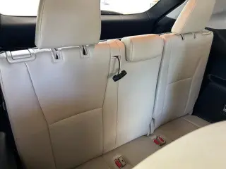 Toyota Highlander Híbrido 2024 AWD XLE 4 puertas SUV