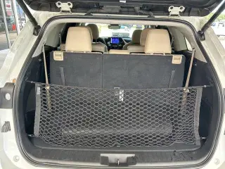 Toyota Highlander Híbrido 2024 AWD XLE 4 puertas SUV