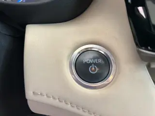 Toyota Highlander Híbrido 2024 AWD XLE 4 puertas SUV