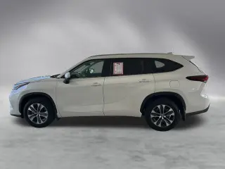 Toyota Highlander Híbrido 2024 AWD XLE 4 puertas SUV