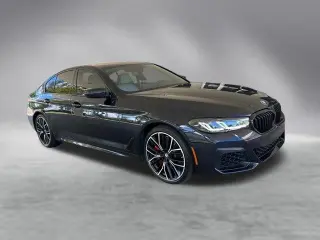 Serie 5 de BMW 2023 540i Sedan 4 puertas