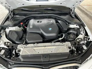 Serie 3 de BMW 2026 AWD 330i xDrive Sedan 4 puertas