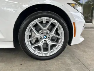 Serie 3 de BMW 2026 AWD 330i xDrive Sedan 4 puertas