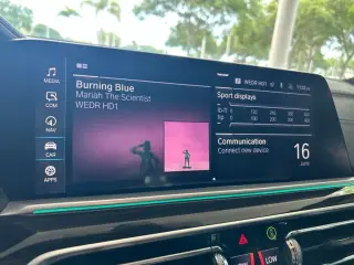 Vehículo de Actividad Deportiva BMW X5 2023 AWD xDrive45e 4 puertas