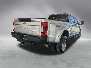 Ford F-350 Super Duty 2022 4x4 King Ranch 4 puertas Cabina Crew 8 pies. LB DRW Pickup