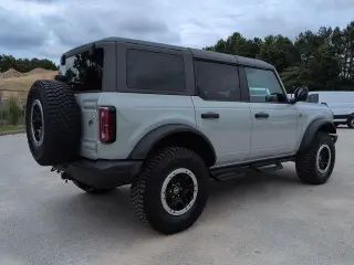 Ford Bronco 2023 4x4 Base Avanzado 4 puertas SUV