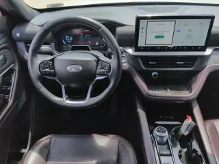 Ford Explorer 2025 Platinum 4 puertas SUV