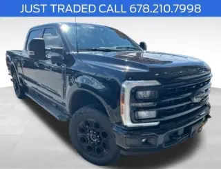 Ford F-250 Super Duty 2024 4x4 XL Cabina Crew 4 puertas 6.8 pies. Pickup SB