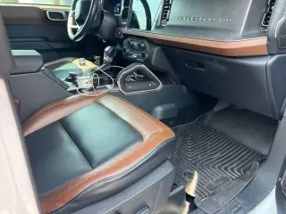 Ford Bronco 2024 4x4 Outer Banks 4 puertas SUV