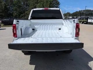 Ford F-150 2023 4x4 Limited 4 puertas SuperCrew 5.5 pies. Caja corta