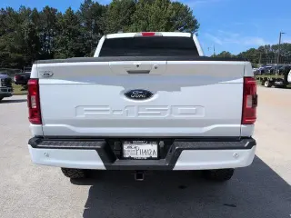 Ford F-150 2023 4x4 Limited 4 puertas SuperCrew 5.5 pies. Caja corta