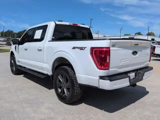 Ford F-150 2023 4x4 Limited 4 puertas SuperCrew 5.5 pies. Caja corta