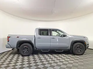 Nissan Frontier 2025 4x2 PRO-X 4 puertas Cabina Crew 5 pies. SB