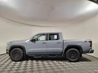 Nissan Frontier 2025 4x2 PRO-X 4 puertas Cabina Crew 5 pies. SB