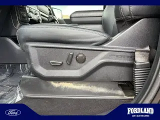 Ford F-150 2023 4x4 XL 4 puertas SuperCrew 5.5 pies SB