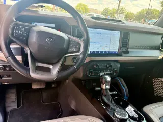 Ford Bronco 2022 4x4 Badlands Advanced 2 puertas SUV