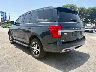 Ford Expedition 2024 4x2 XLT 4 puertas SUV