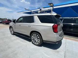 GMC Yukon 2021 4x2 Denali 4 puertas SUV