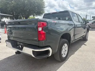 Chevrolet Silverado 1500 2025 4x4 LT 4 puertas Cabina Crew 5.8 pies. SB con 1LT