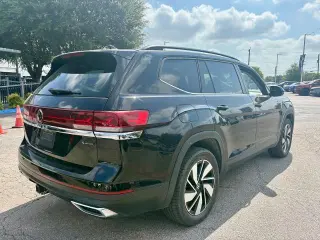Volkswagen Atlas 2024 AWD SE 4Motion 4 puertas SUV con Tecnología