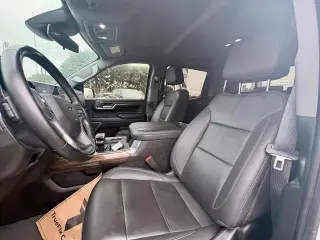 Chevrolet Silverado 1500 2023 4x4 RST 4 puertas Cabina Crew 5.8 pies. SB