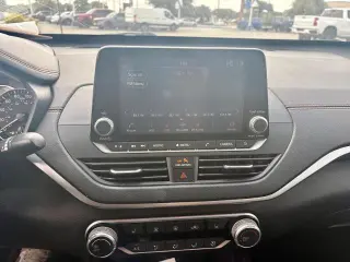 Nissan Altima 2021 2.0 SR 4 puertas Sedan