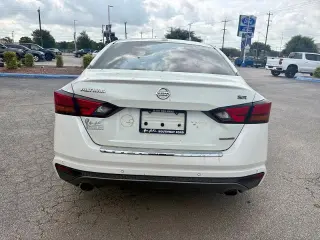 Nissan Altima 2021 2.0 SR 4 puertas Sedan