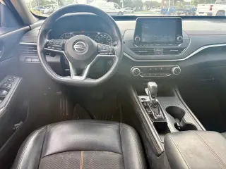 Nissan Altima 2021 2.0 SR 4 puertas Sedan