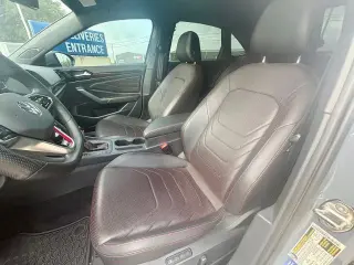Volkswagen Jetta GLI 2023 Autobahn 4 puertas Sedan 7A