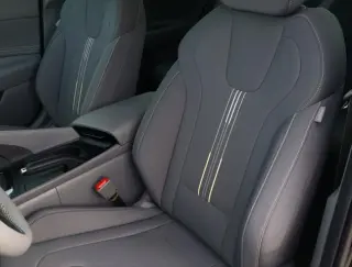 Hyundai ELANTRA 2026 SEL Sport 4 puertas Sedan
